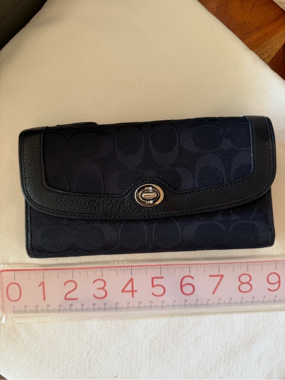 Coach Black Signature Turnlock Continental Wallet